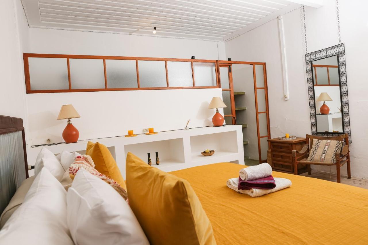 Casa Colonial Koenig Hotel Sao Filipe Bagian luar foto