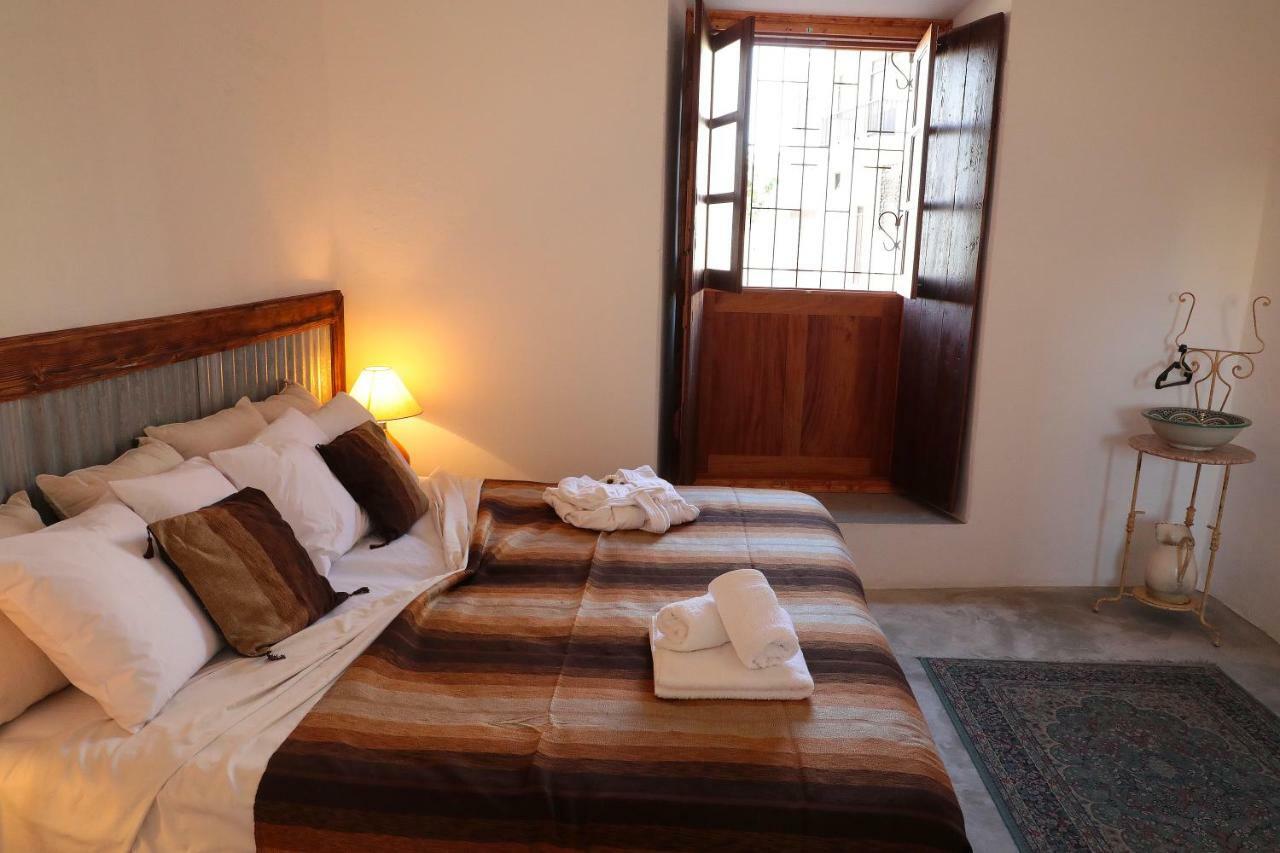 Casa Colonial Koenig Hotel Sao Filipe Bagian luar foto