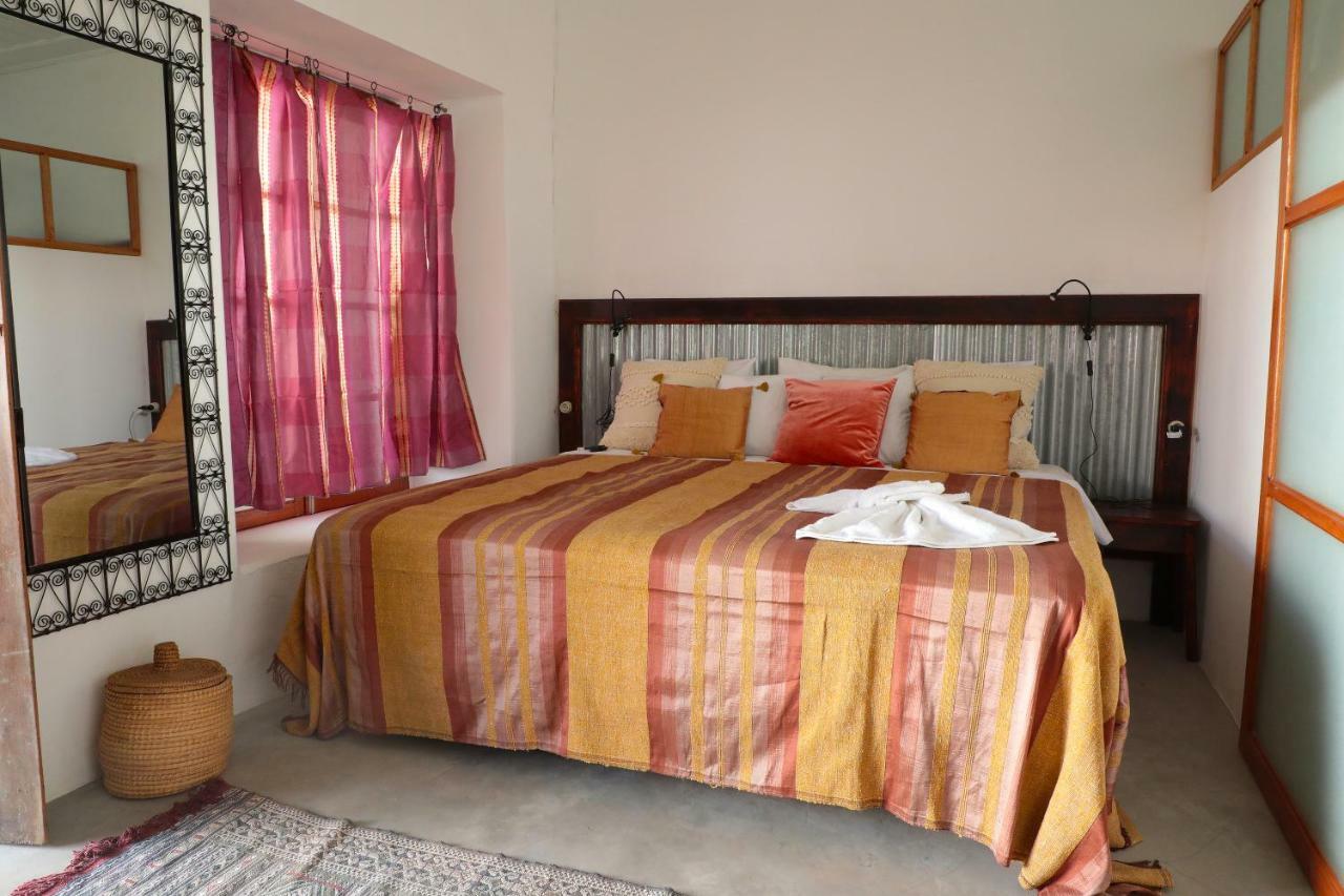 Casa Colonial Koenig Hotel Sao Filipe Bagian luar foto