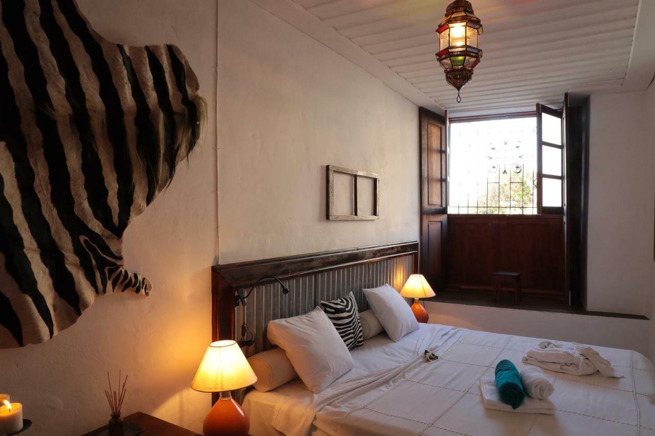 Casa Colonial Koenig Hotel Sao Filipe Bagian luar foto